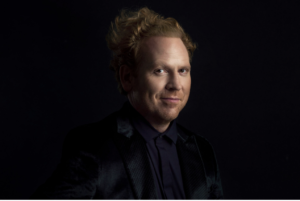 Daniel Hope, violinist, photo of his face
